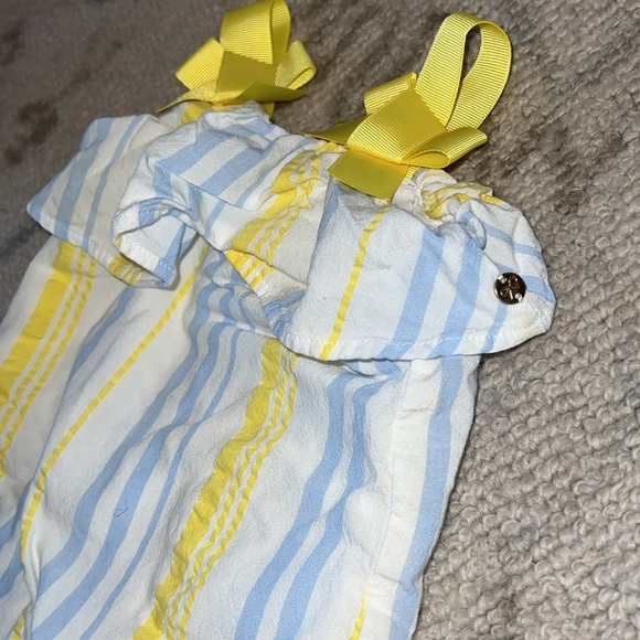 Lily Gaufrette romper - Picture 4 of 4